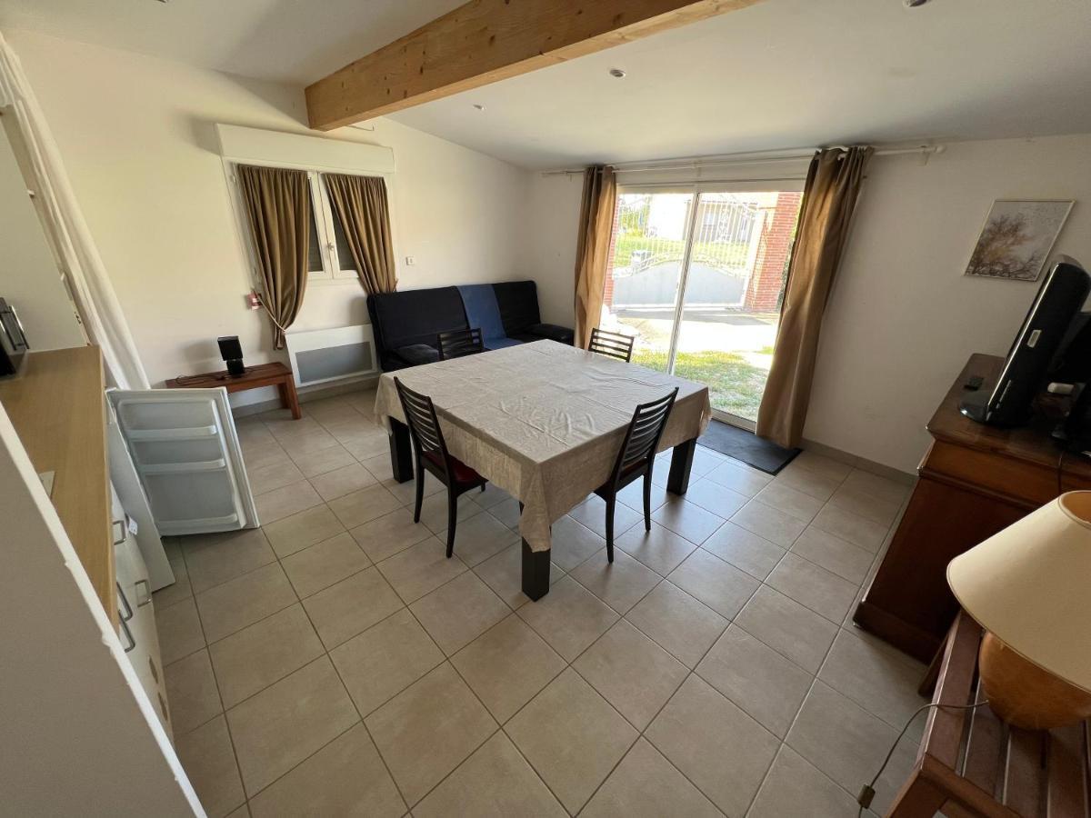 Chambre D'Hote Les Murailles Auterive  外观 照片